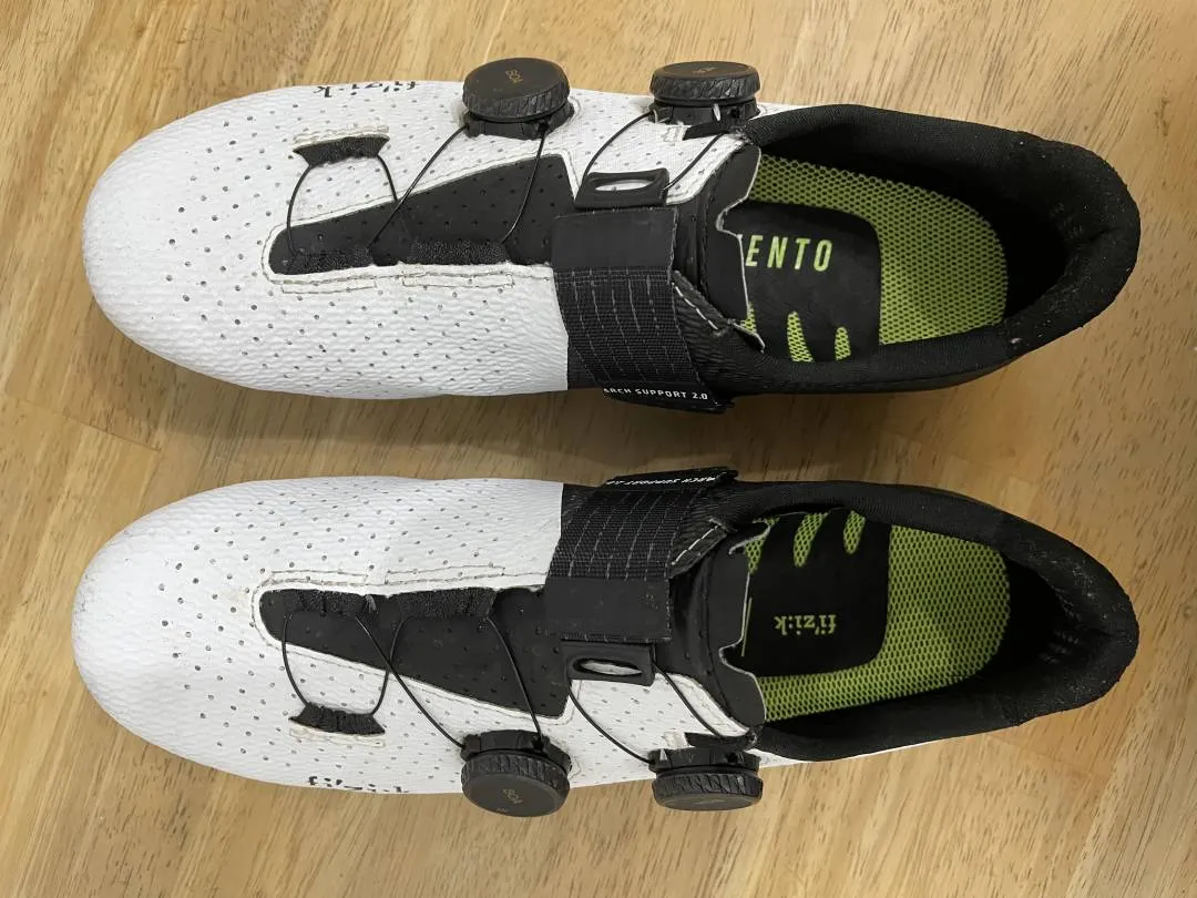 ï¿¼FIZIK VENTO STABILITA CARBON Eur40 257mm