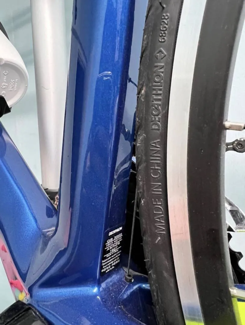 Limited Edition Van Rysel RCR 900 CF CN