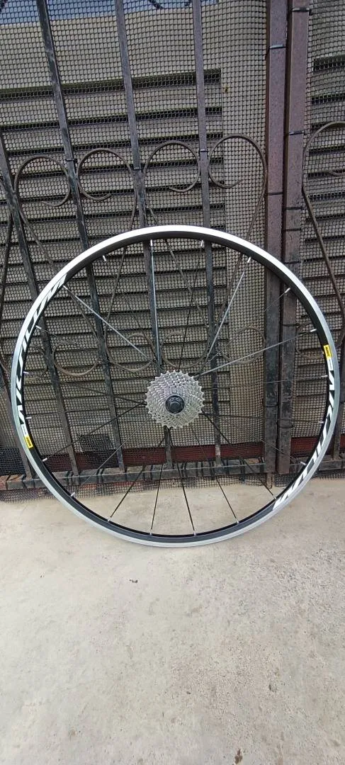 mavic aksium wheelset