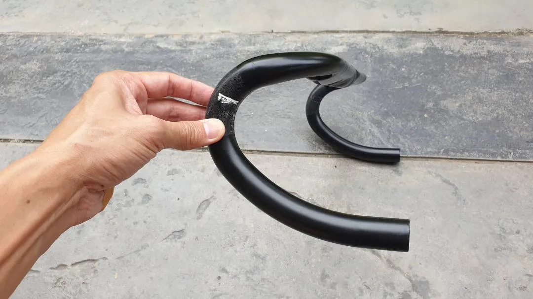 Giant Contact SLR Aero Carbon Handlebar 420mm