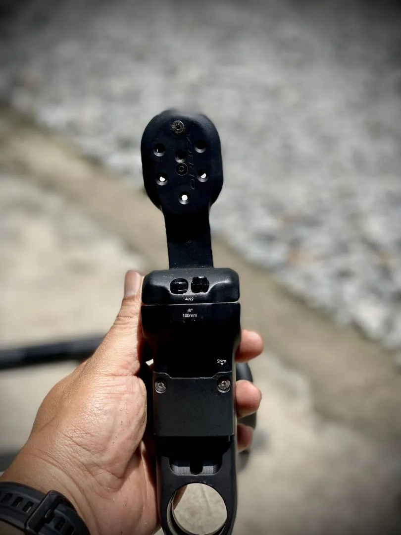 OC1 cockpit dropbar + stem + garmin mount