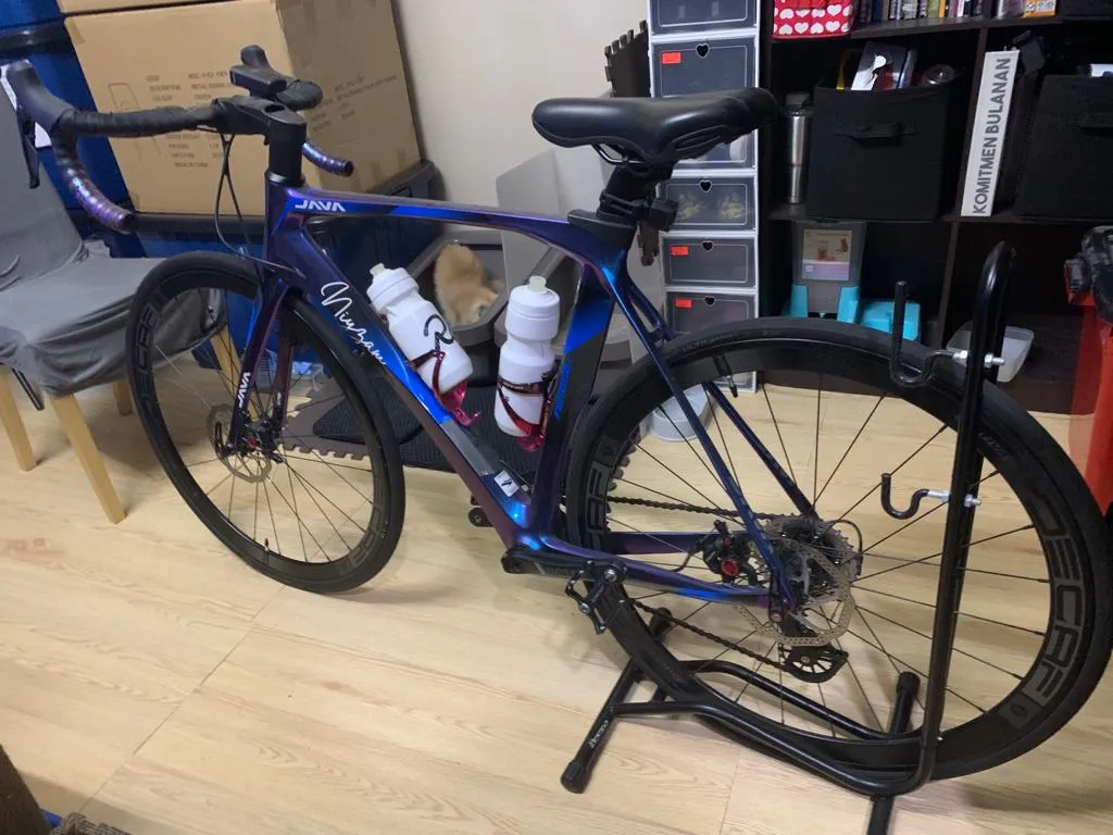 Road bike JAVA JF2 11speed for sale