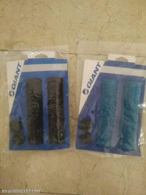 GIANT Mountain Bike Grip MTB handlebar grip Model GBT-3 / Kraton Series