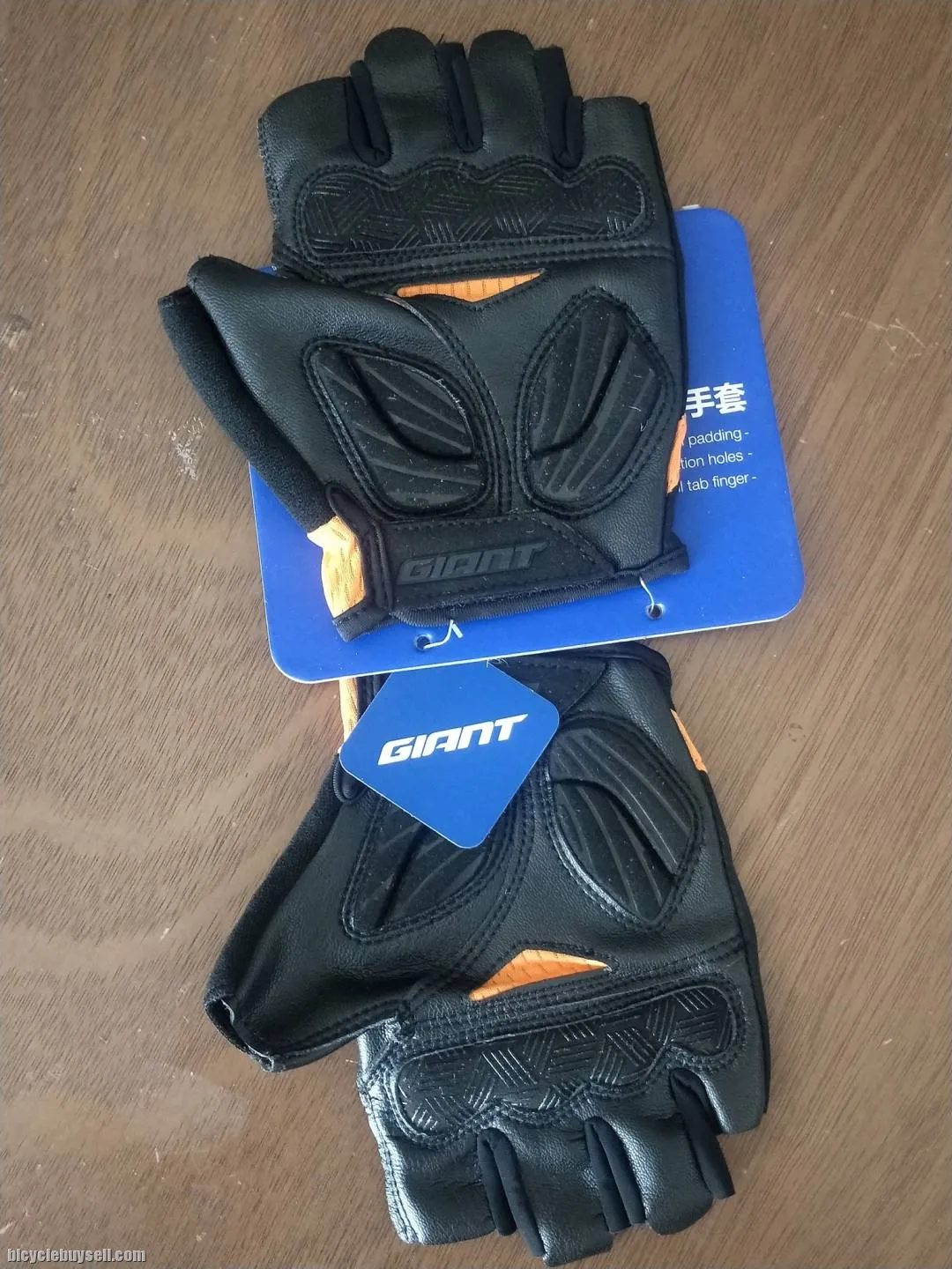 Giant 2020 Series G206 Half Finger Gloves Unisex / Men