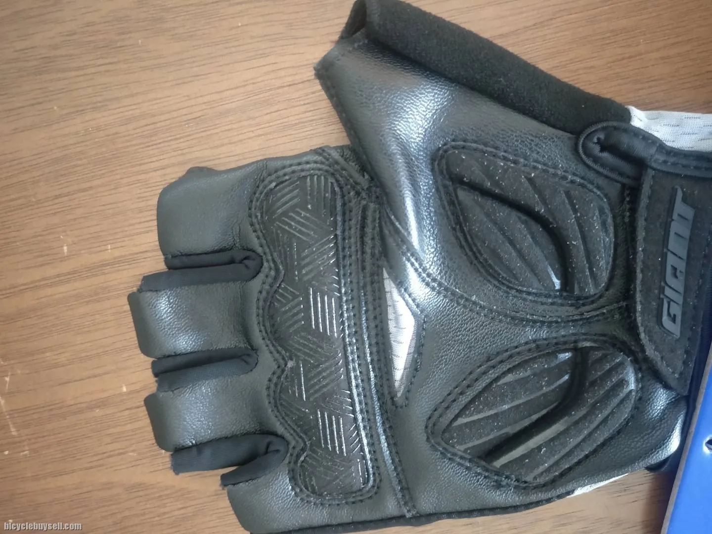 Giant 2020 Series G206 Half Finger Gloves Unisex / Men