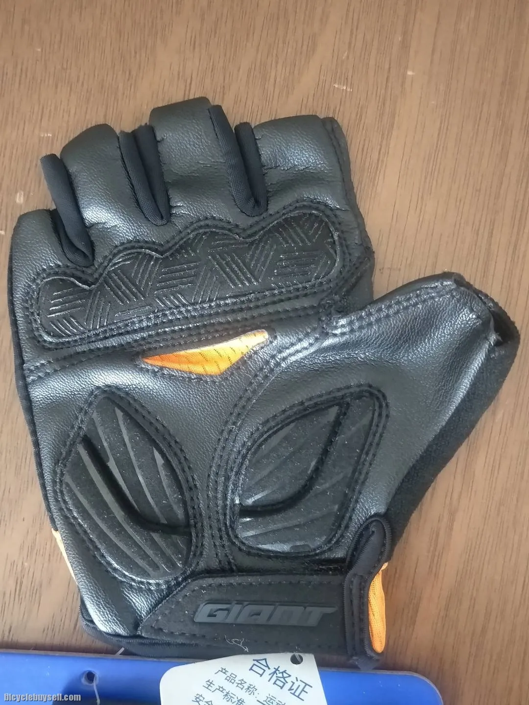 Giant 2020 Series G206 Half Finger Gloves Unisex / Men