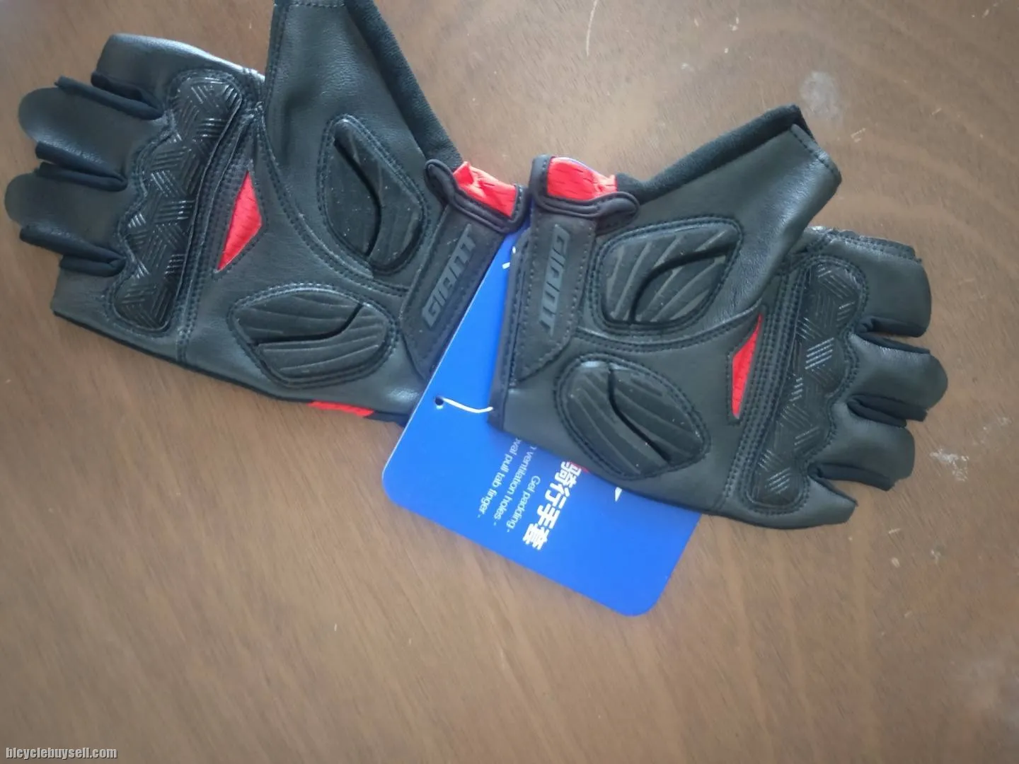 Giant 2020 Series G206 Half Finger Gloves Unisex / Men