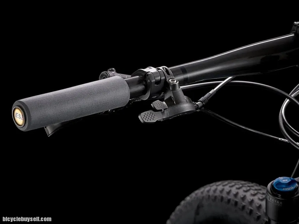 2022 TREK SUPERCALIBER 9.8 GX CARBON MTB !
