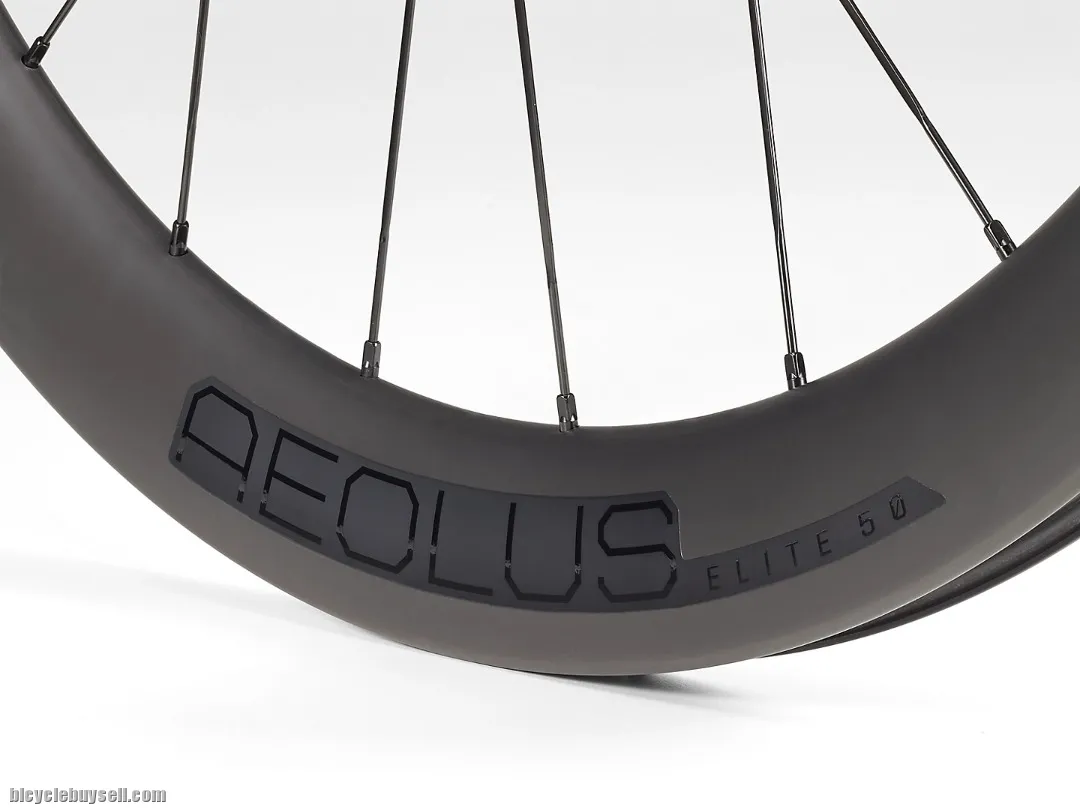 BONTRAGER AEOLUS ELITE 50 CARBON WHEEL READY STOCK !