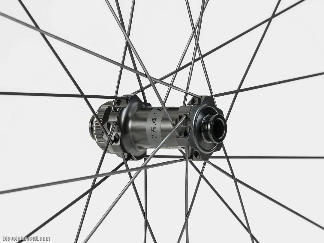 BONTRAGER AEOLUS PRO 37 CARBON WHEEL READY STOCK 35% LESS !