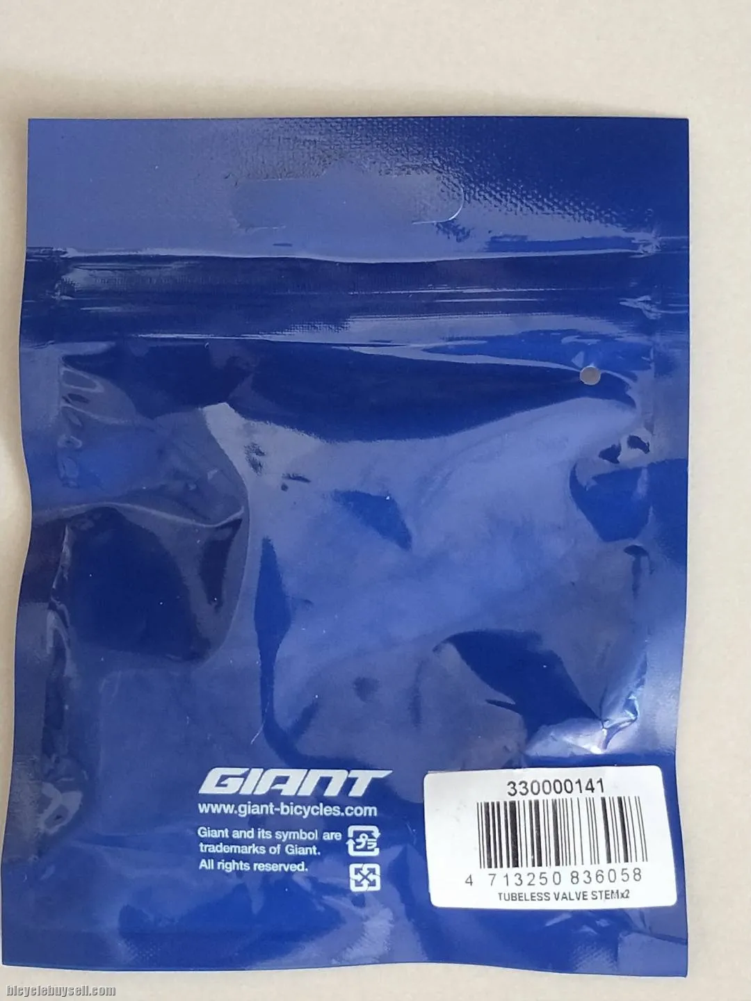 Giant Tubeless Valve Stem kit for up to 42mm wheel profile