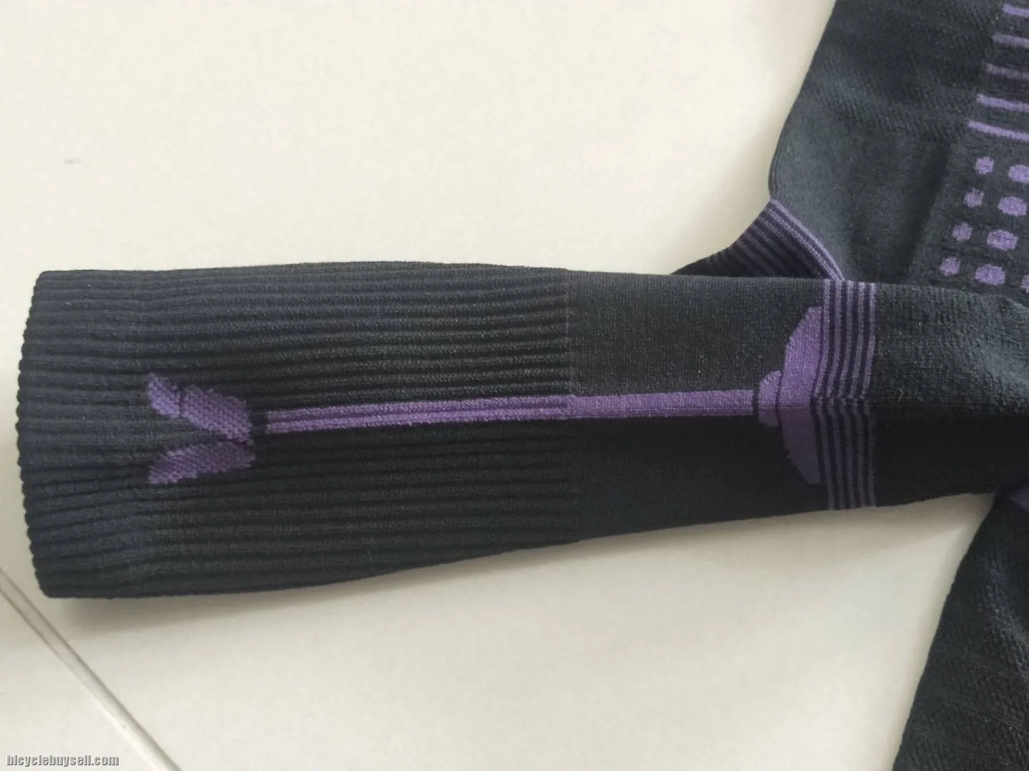 LIV SOK Series Calf Length Cycling Socks for Women Purple Black in S/M and L/XL