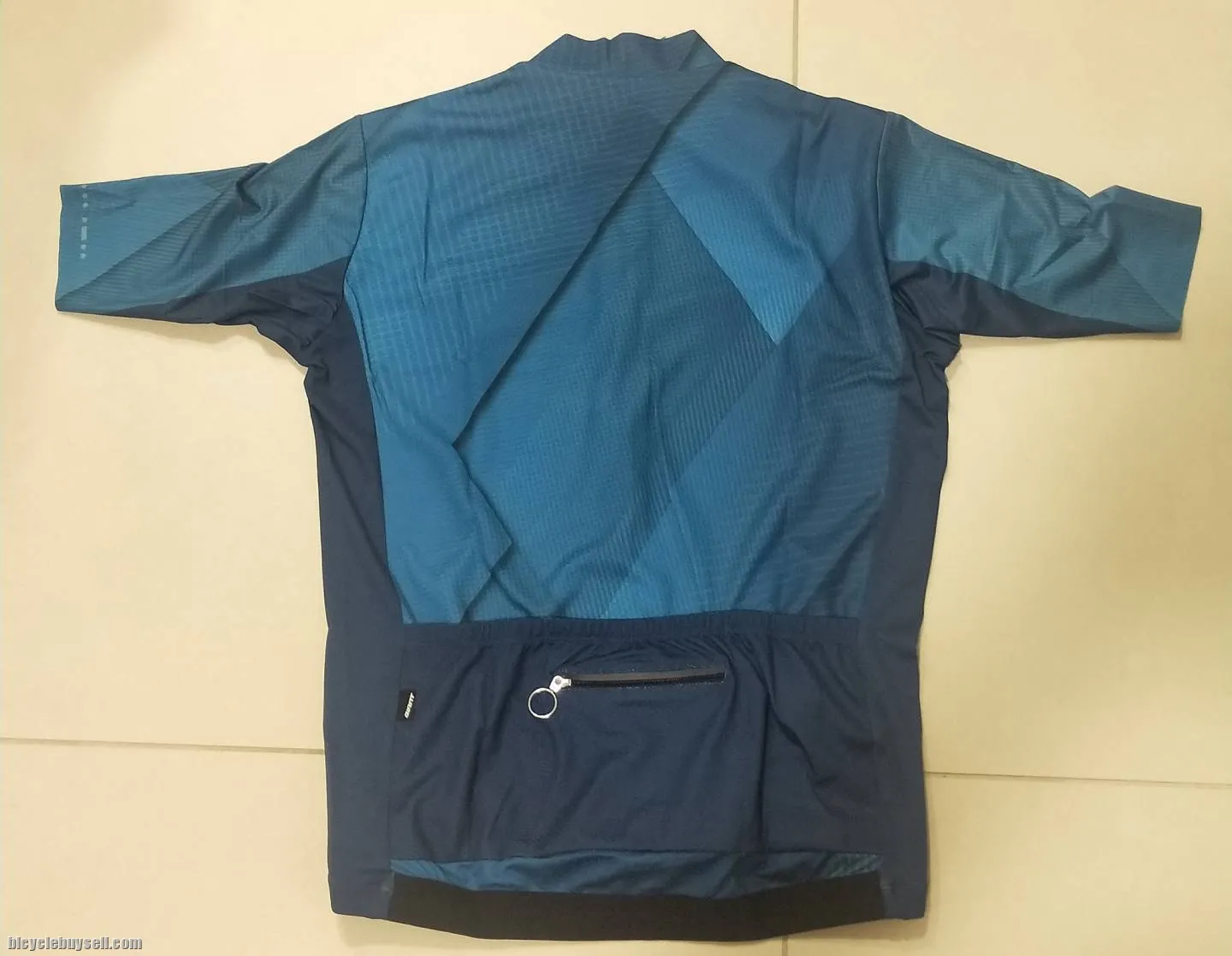 Giant Blade Series Short Sleeves Cycling Jersey in Bronze-Grey and Blue Color Options - Club Cut