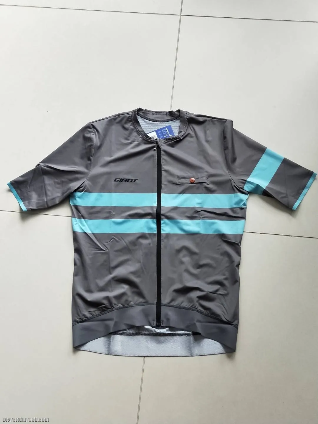 Giant 2nd Element Series Short Sleeves Race Cut Cycling Jersey in 3 color variant