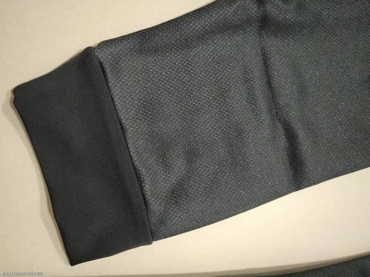 Giant Flare Thermal Long Sleeves Cycling Jersey with Zipper Pockets