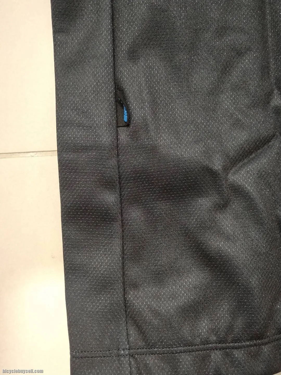 Giant Flare Thermal Long Sleeves Cycling Jersey with Zipper Pockets