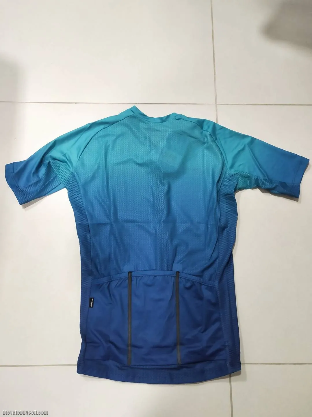 Giant Gradient Series Short Sleeves Cycling Jersey Race Cut in 3 Color options