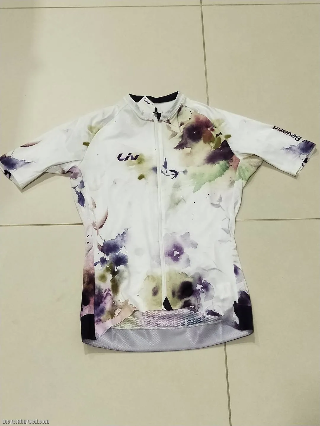 LIV by Giant Rhythm Floral White Cycling Jersey - Race Cut in size S and M only Ultra Cool Fabric