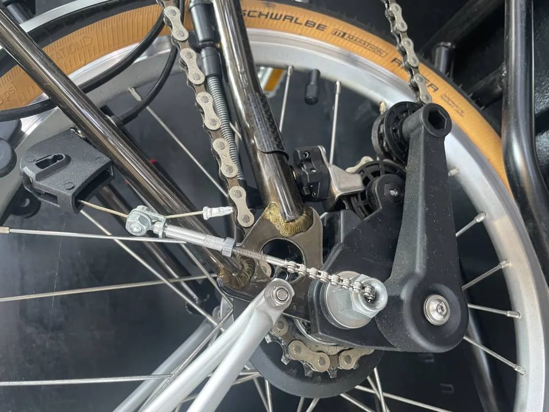 Brompton Law Lacquer M6R 2022