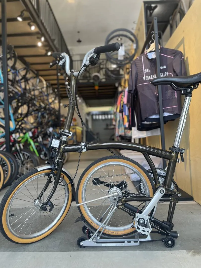 Brompton Law Lacquer M6R 2022