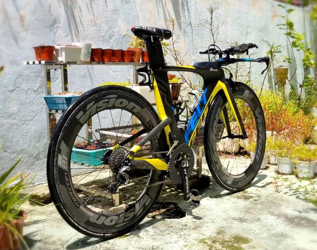 Felt IA14 Ultegra Size 51 with Vision Metron 81SL TT Triahlon bike (2016)