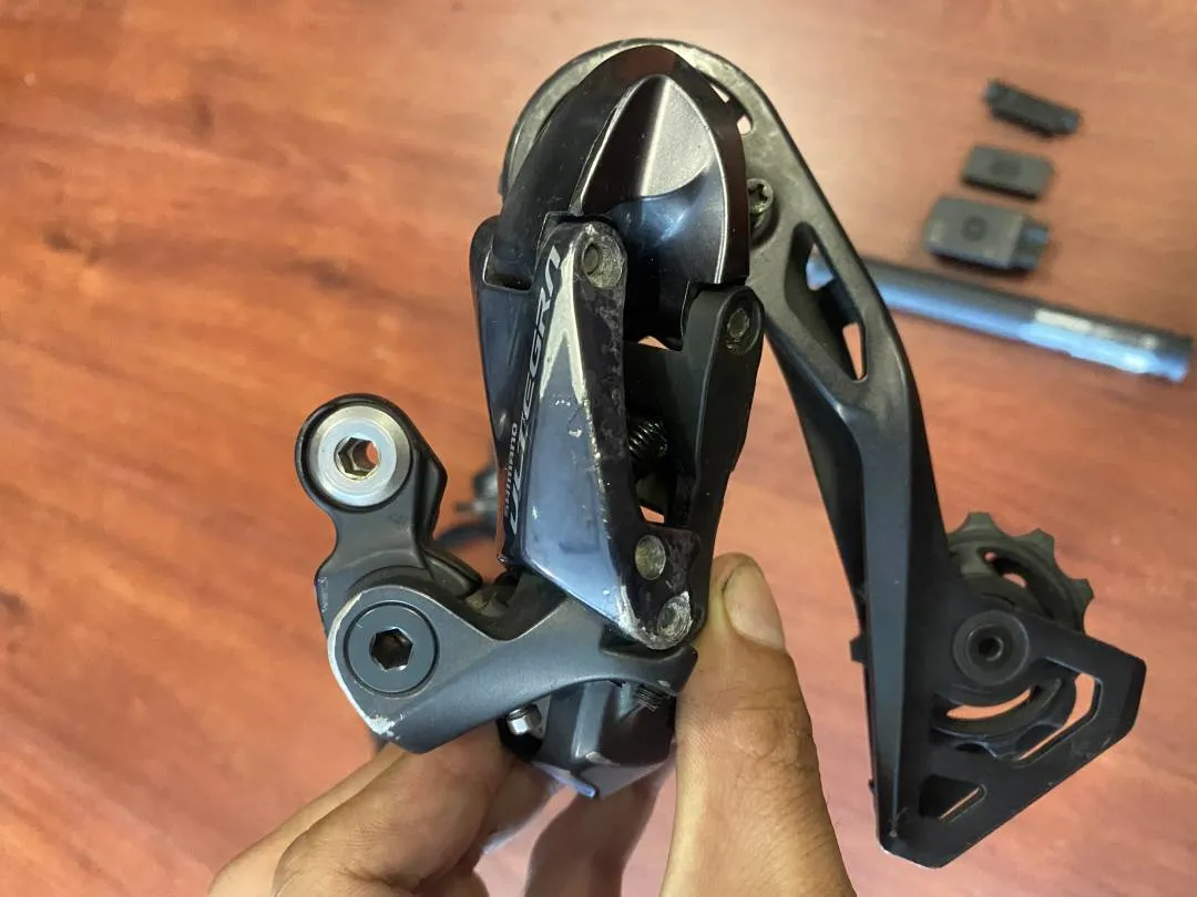 USED SHIMANO ULTEGRA R8070 Di2 DISC 11 SPEED UPGRADE KITS