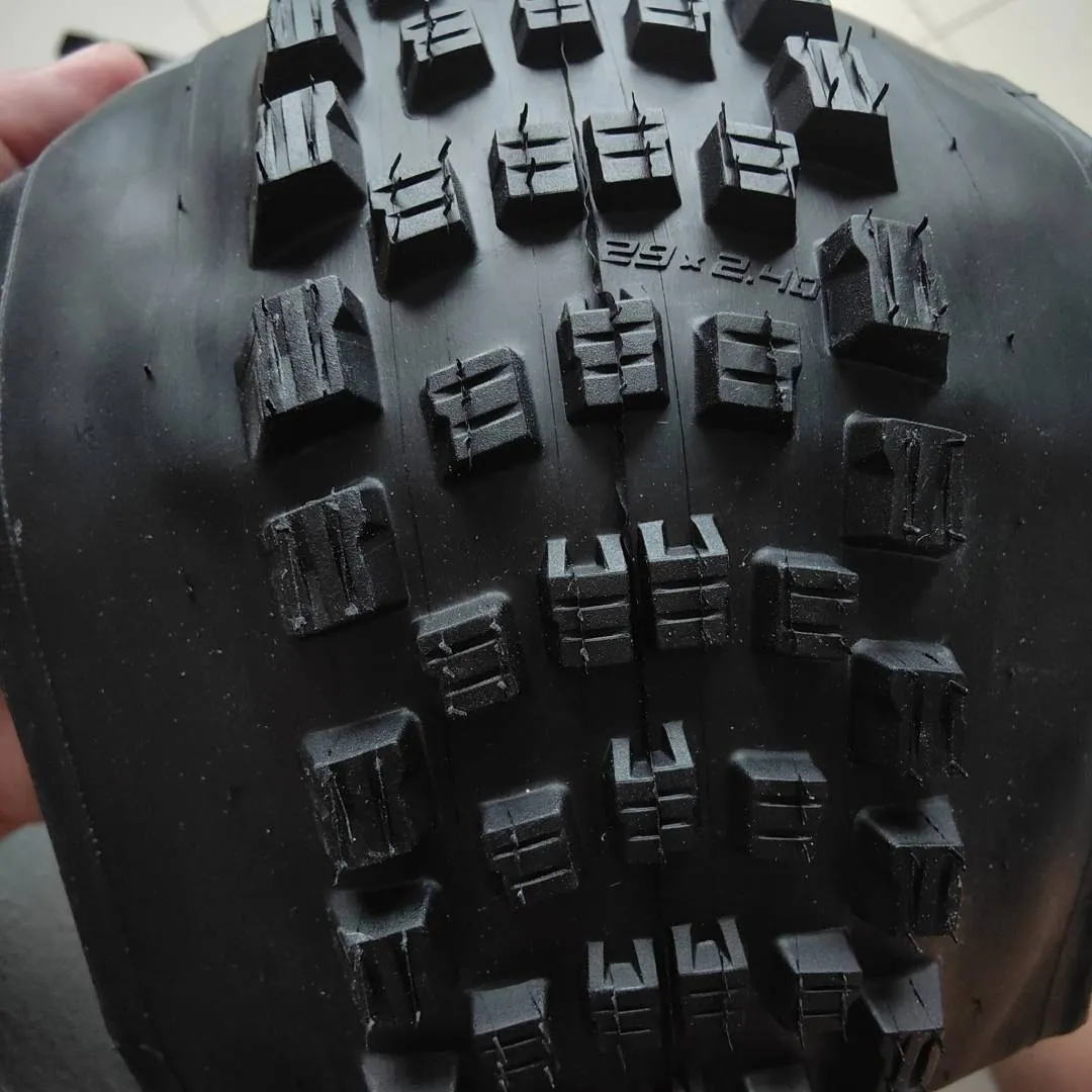 Schwalbe Wicked Will 29 x 2.40 MTB Trail / XC Use Tire Performance 29er