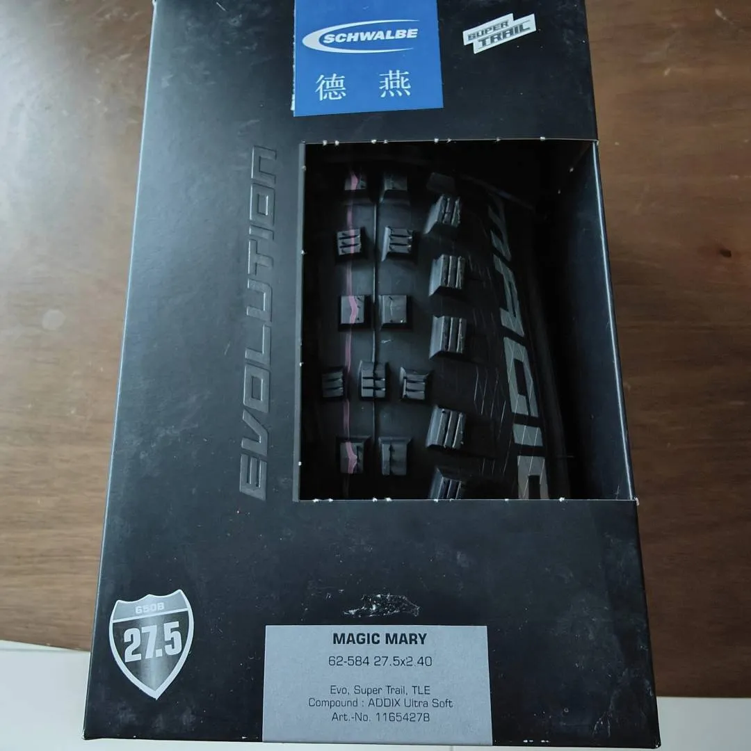 Schwalbe Magic Mary Evo / Evolution 27.5 x 2.4 MTB Tire Tubeless Ready Soft Compound