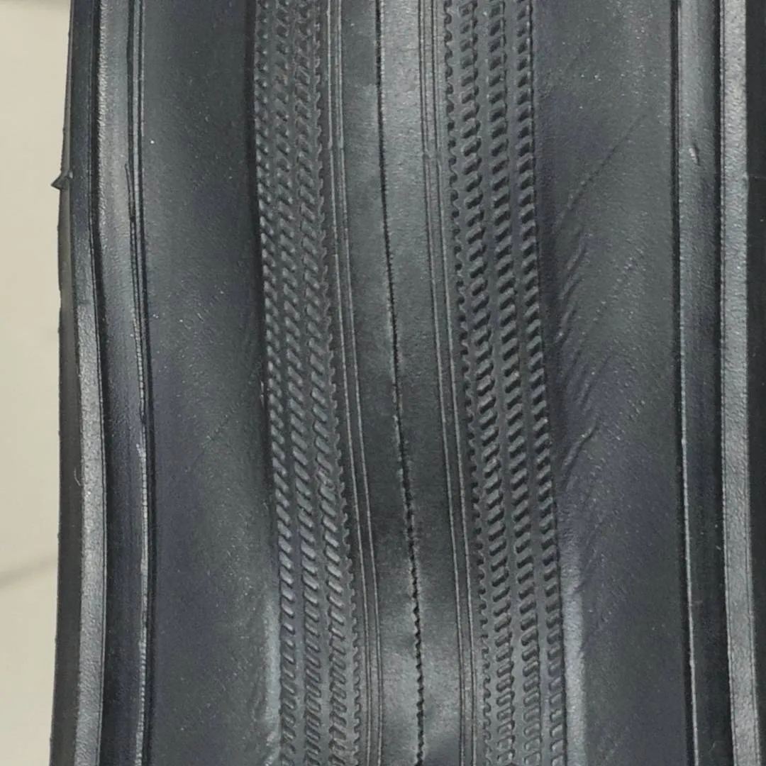 Giant Course 1 700 x 25C Tubeless Ready Road Bike Tire 60 TPI