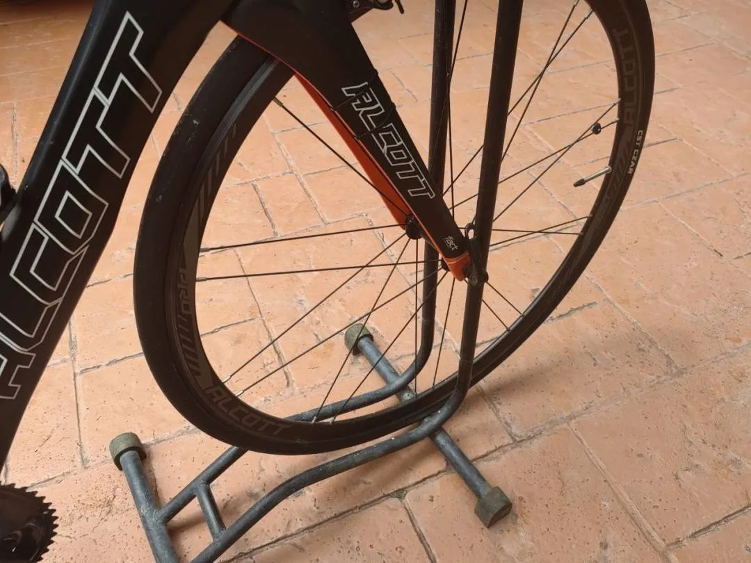 ALCOTT ZAGATO LITE FULL SHIMANO 105