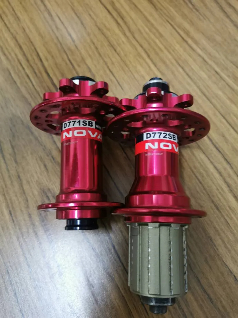 Novatec D771 hub