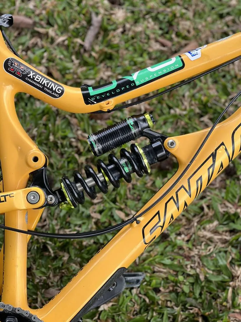 Santa Cruz Tallboy LTC Full Carbon Fibre L Size Complete Bike
