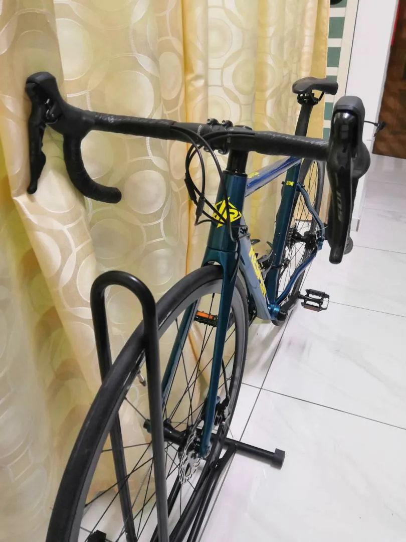 KESPOR EXHORT ROADBIKE SHIMANO 105