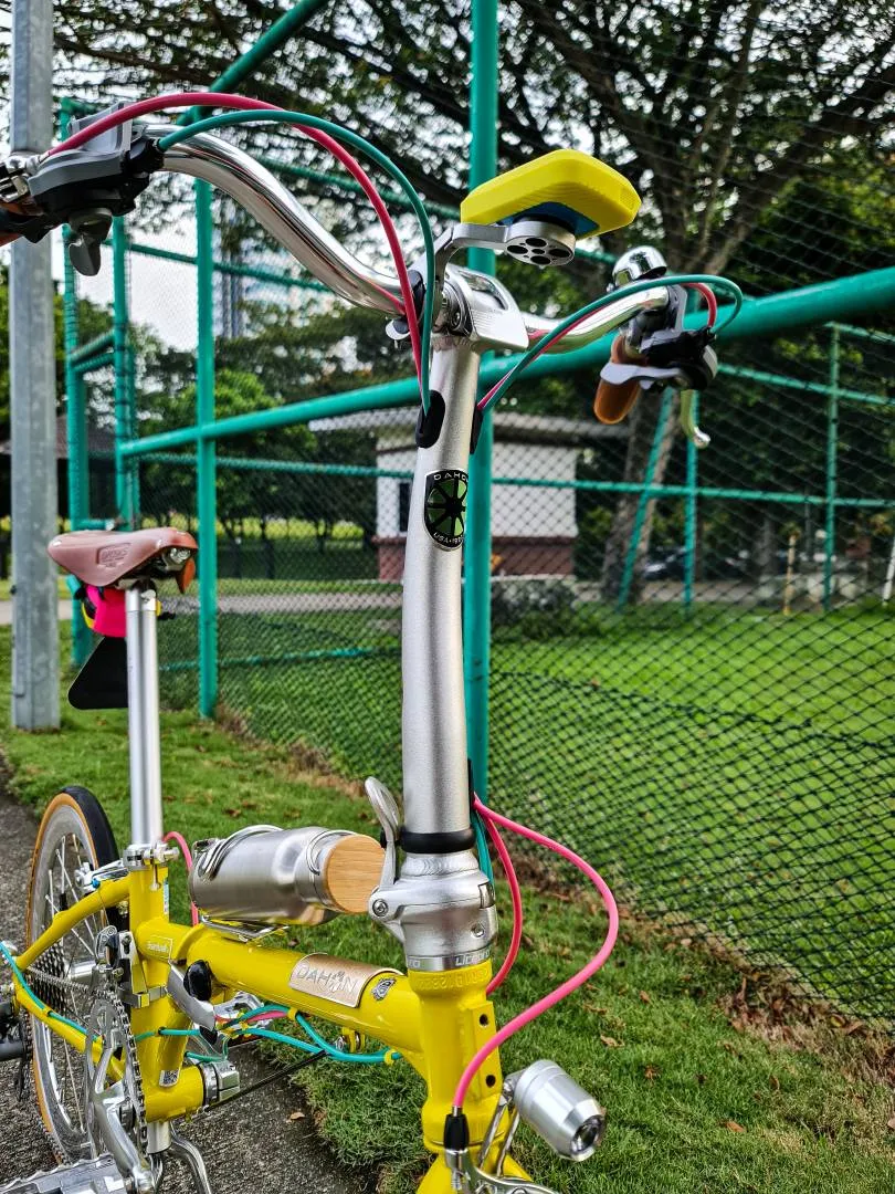 Dahon Boardwalk D7 Fully Loaded