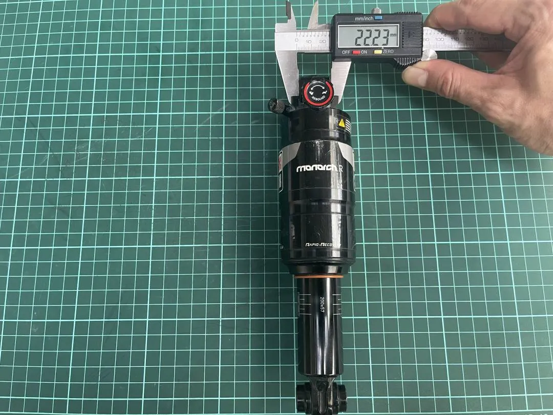 SOLD! - Rockshox Monarch R Debonair Rear Shock