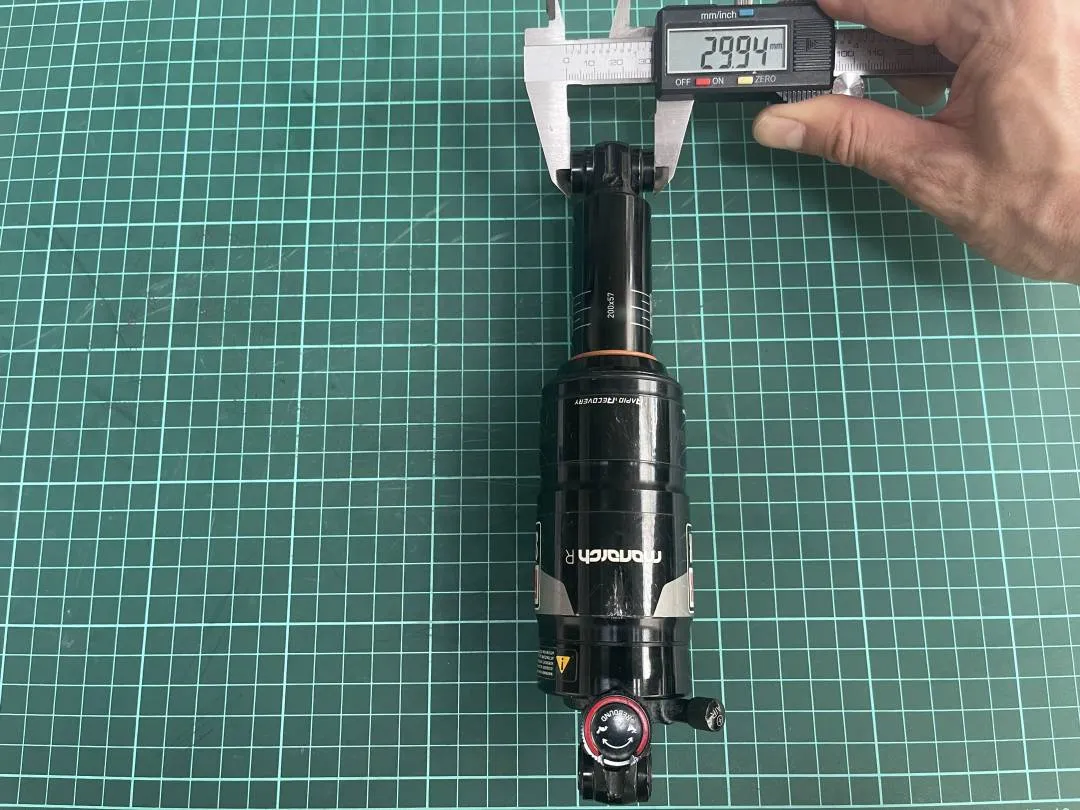 SOLD! - Rockshox Monarch R Debonair Rear Shock