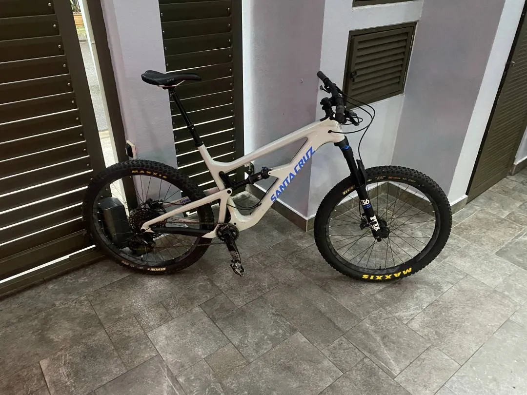 2017 Santa Cruz Hightower XXL