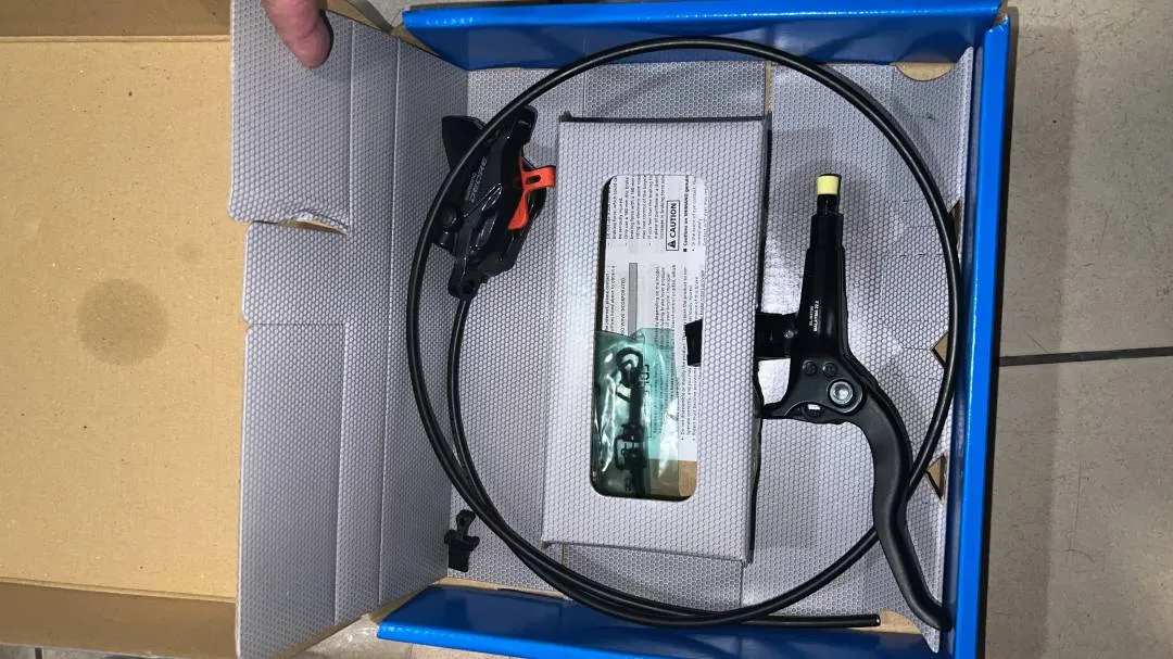 Shimano Deore BL-M6100 Caliper &amp; M4100 lever