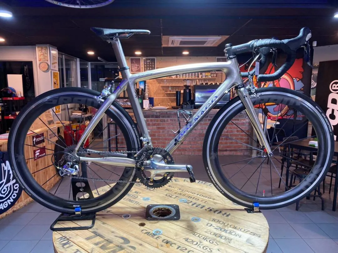 Colnago CLX