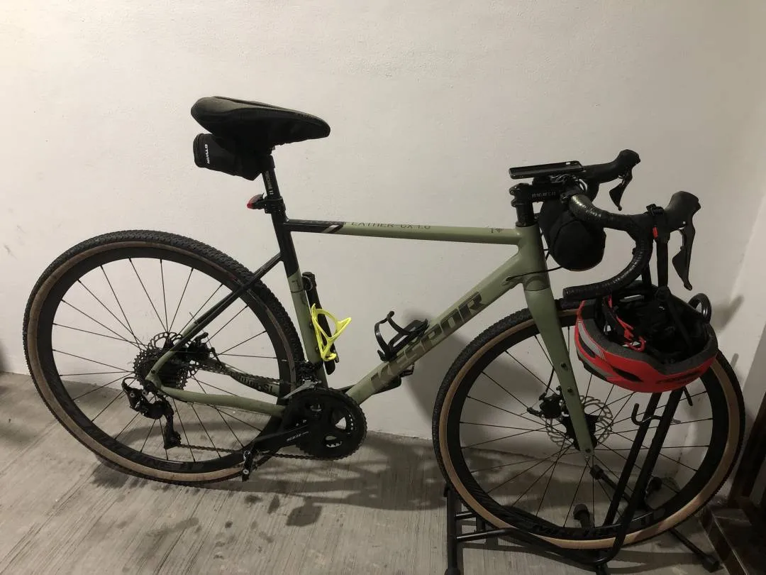 Gravel Bike Kespor Stork Feather CX 1.0 with accessories