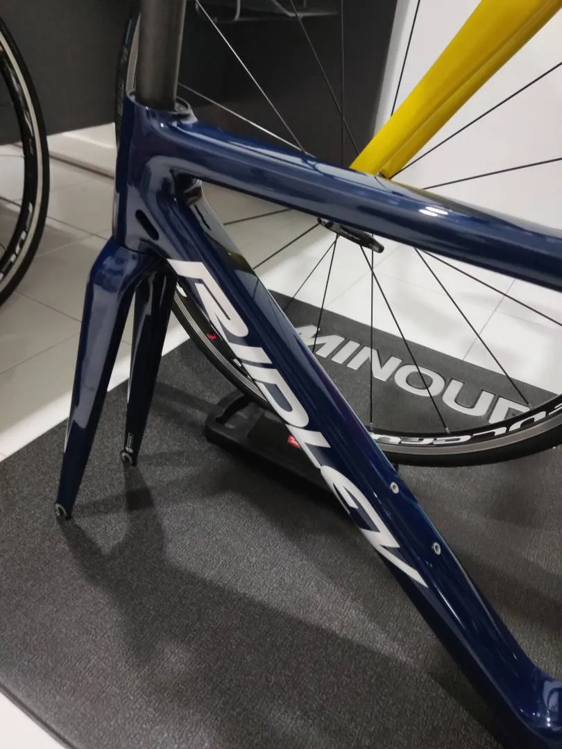 Ridley Helium