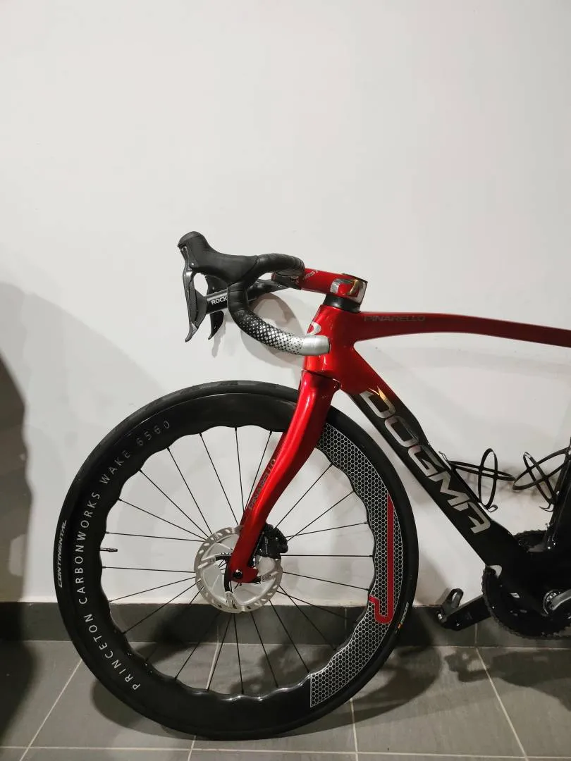 Pinarello Dogma F complete bike for sale (Copy)