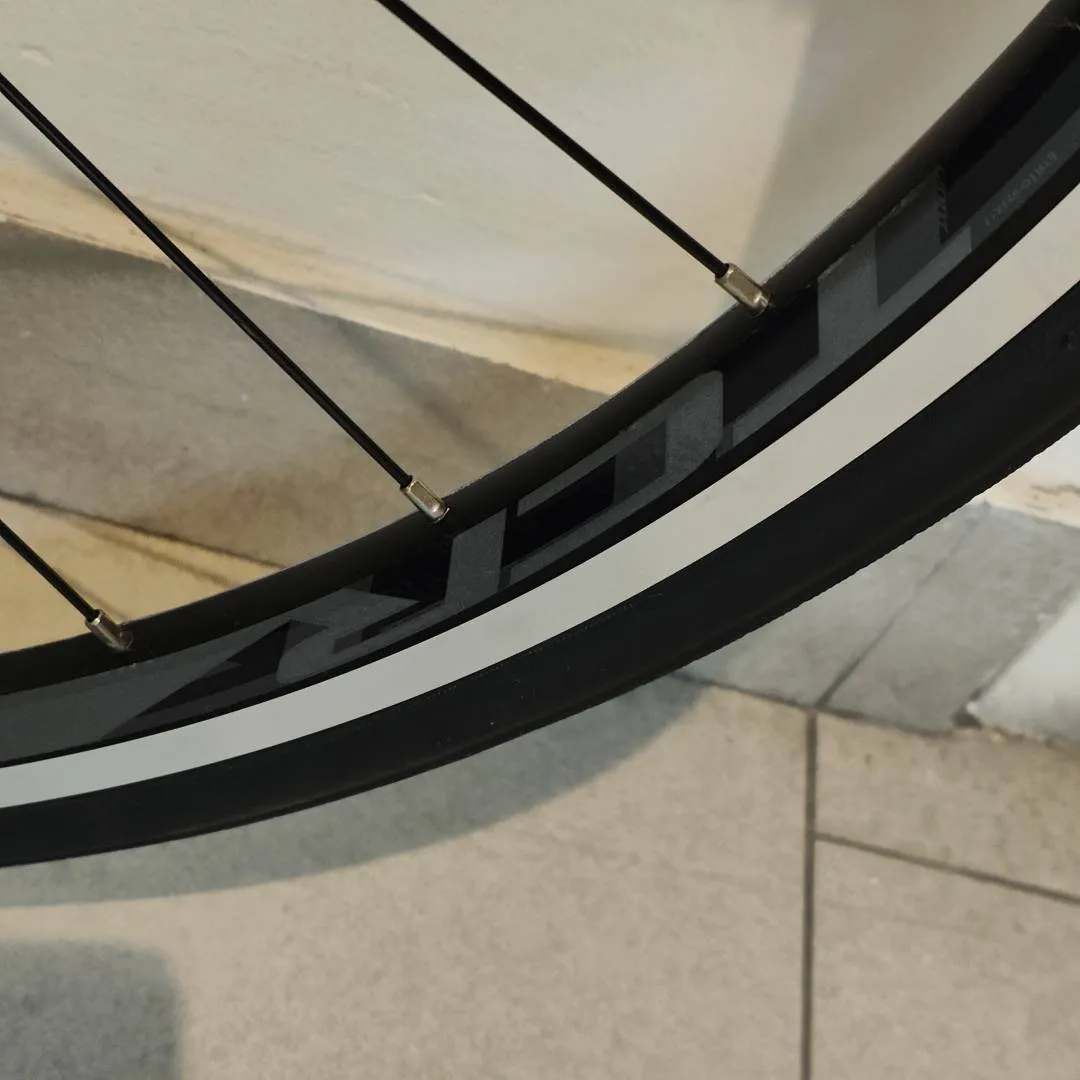 Giant TCR Wheelset aluminum brakes surface rim brakes
