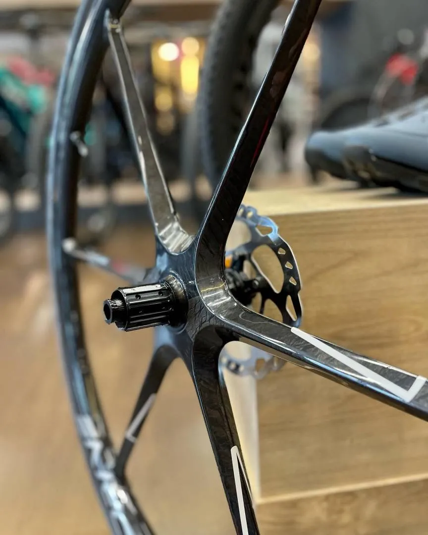 Elite Drive Six carbon wheel set