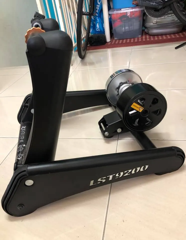 Minoura Kagura Smart Turbo Trainer