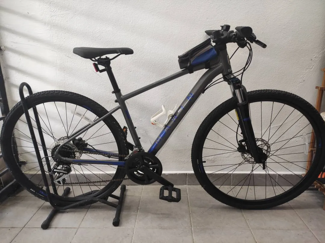(SOLD!) Marin San Rafael Dual Sport 2 - Hybrid Bike