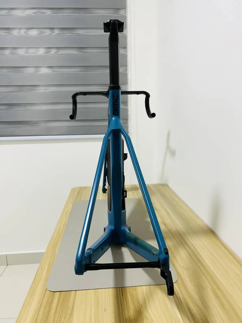 BMC Timemachine ROAD 01 DISC FRAMESET