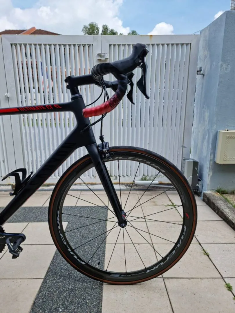 Canyon Ultimate CF SL 8.0