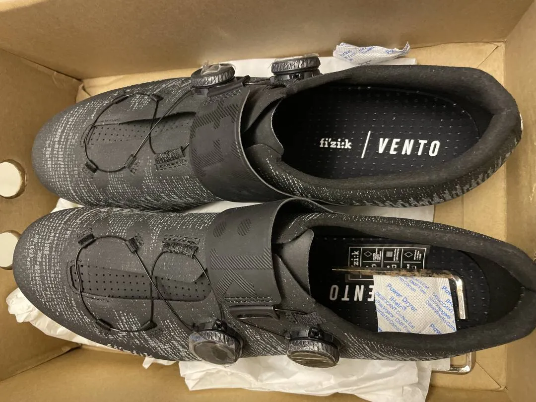FIZIK VENTO Infinito Knit Carbon