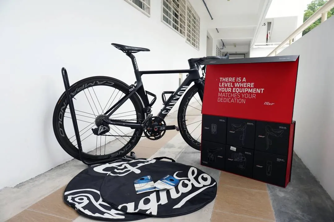 6.6kg Canyon Aeroad CF SLX 2XS